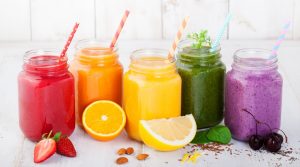 http://indianexpress.com/article/lifestyle/food-wine/keep-healthy-this-summer-with-easily-made-smoothies-2782400/
